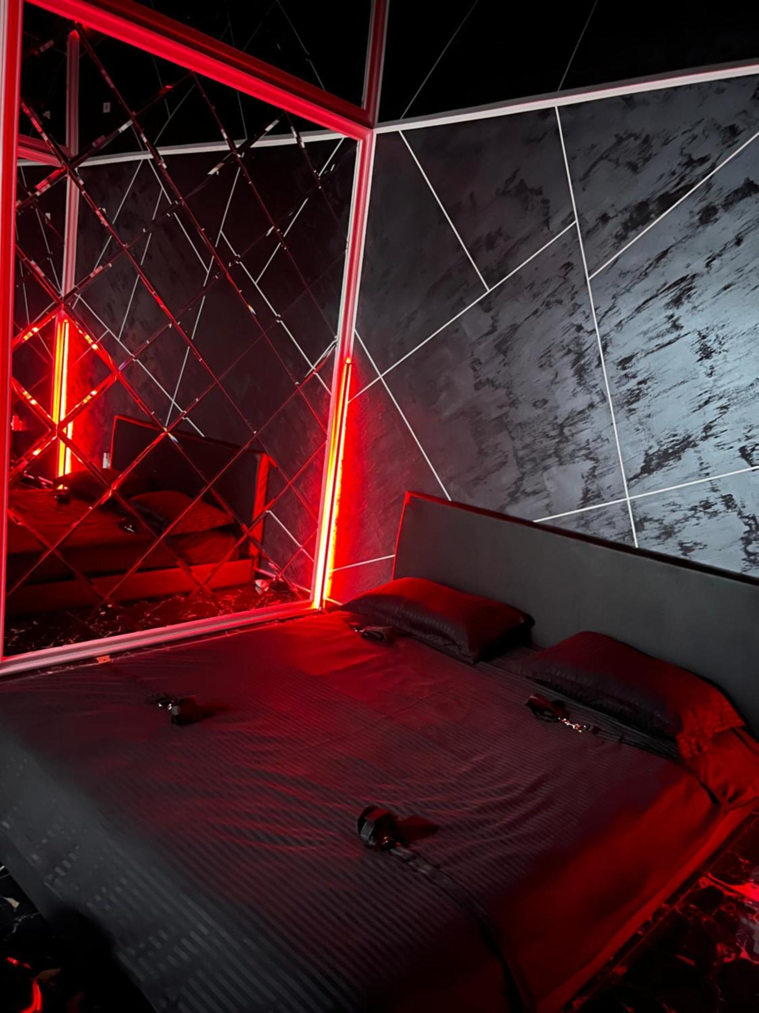 Adult Only Fantasy Room Bükreş Dış mekan fotoğraf